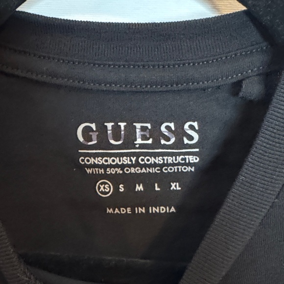 Guess Black Logo T-Shirt - Picture 2 of 3